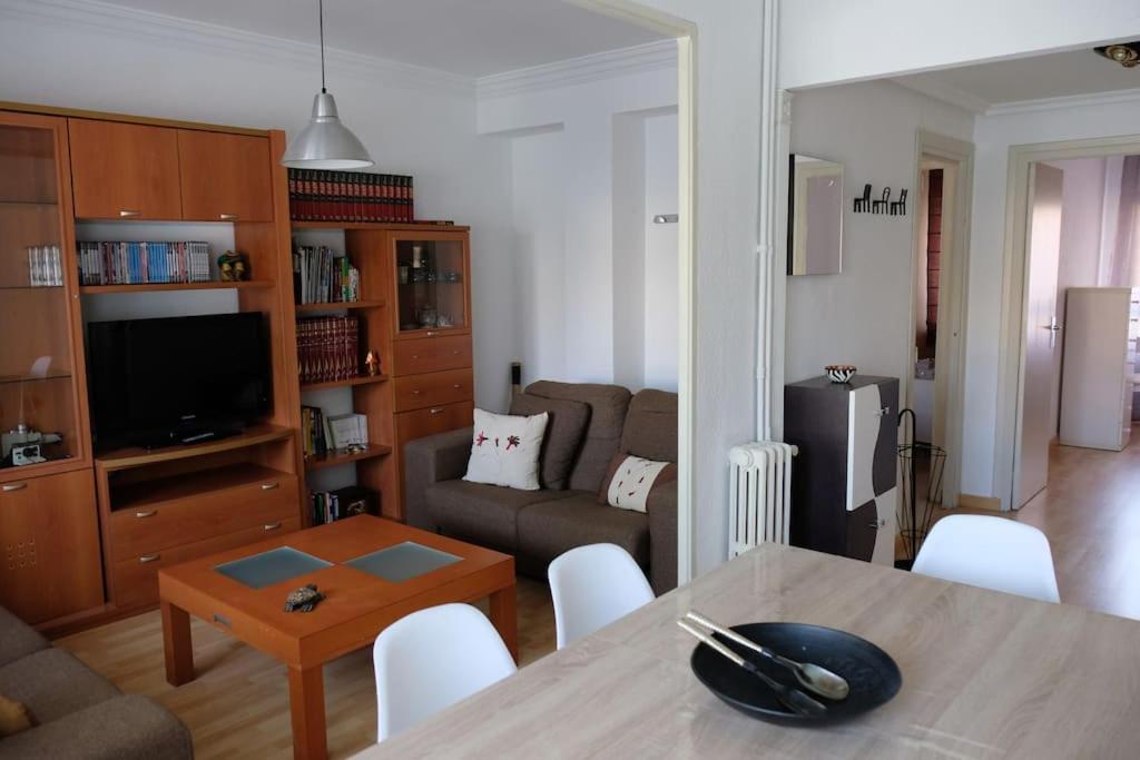 Apartamento “Las Calmas” En Huesca Bagian luar foto