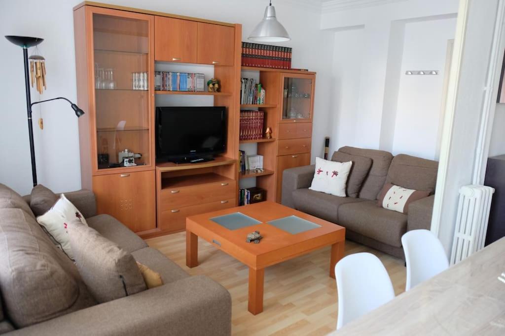 Apartamento “Las Calmas” En Huesca Bagian luar foto